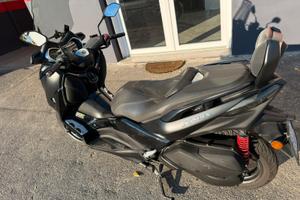 X-max 300 iron max