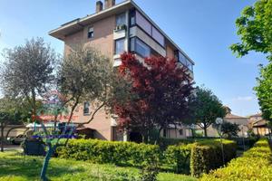 Appartamento di 86 m² con 3 locali e posto auto a 