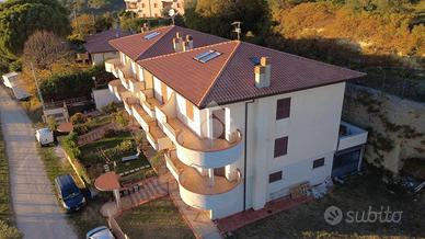 4 LOCALI A POGGIO MIRTETO