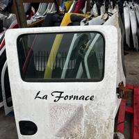 Porta posteriore dx nissan cabstar