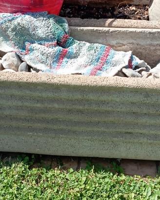 Vasi da giardino in cemento