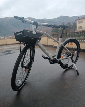 e-bike di lusso eMV Agusta XT6 Nuova a Metà prezzo