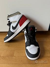 Jordan 1 mid