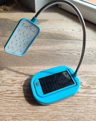 lampada powerbank solare 