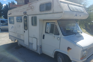 Camper arca Fiat Ducato 2500 di cilindrata