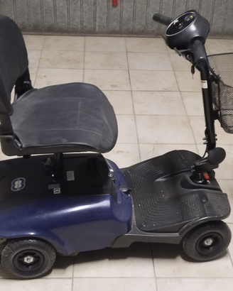 Scooter elettrico per disabili