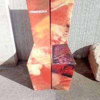 Sedia design di cartone