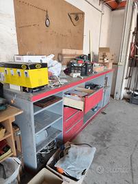 banco da lavoro in legno 