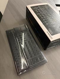 Roland SH-4D in garanzia con deck saver