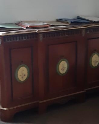 Credenza