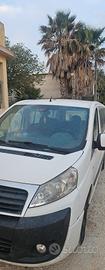 pulmino 8 posti