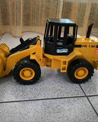 Camion Bruder