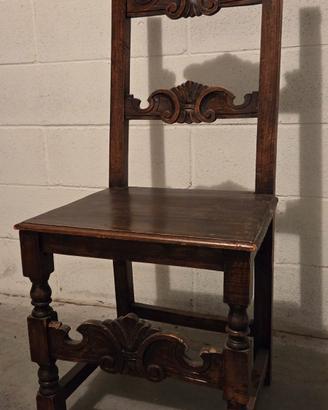 Set di 6 sedie in legno intagliato in stile antico