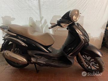 Ricambi Beverly tourer 300