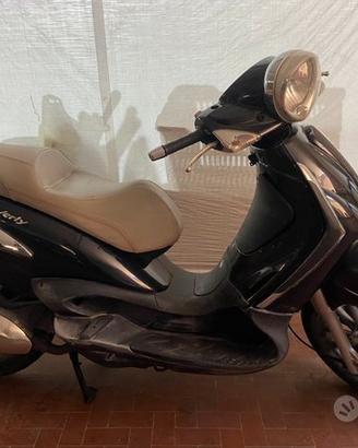 Ricambi Beverly tourer 300