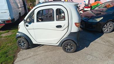 cabinato elettrico senza patente