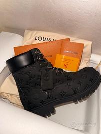 Timberland LV nere taglia 44 solo Roma‼️