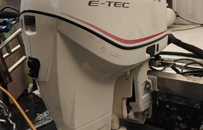 Evinrude E-Tec 250