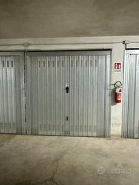 Garage a riva ligure via aurelia