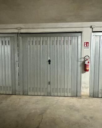 Garage a riva ligure via aurelia