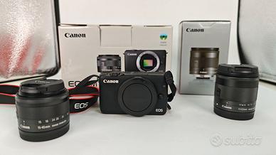 Corredo fotografico Canon EOS M10 + 2 obiettivi EF