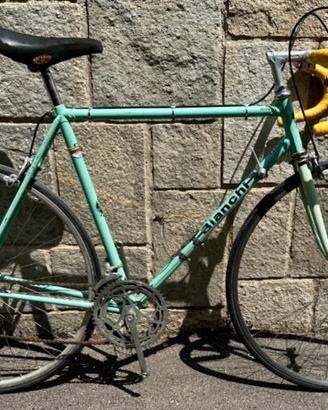 Bici bianchi eroica