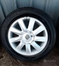 Cerchi 16 in Lega Renault Gommati a nuovo