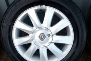Cerchi 16 in Lega Renault Gommati a nuovo