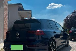 VOLKSWAGEN Golf 8ª serie