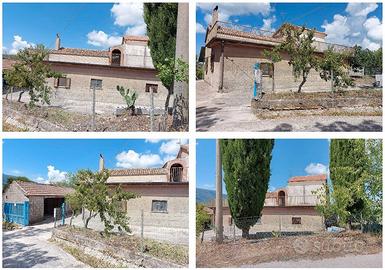 Casa con terreno "grande potenziale", bel Panorama