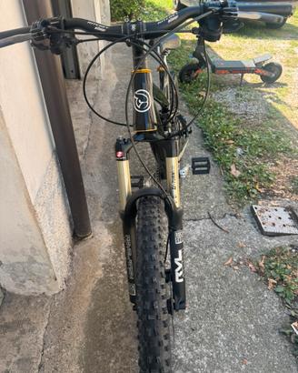 MTB FULL SOSPENSION GHOST