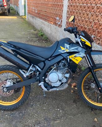 Yamaha XT125R