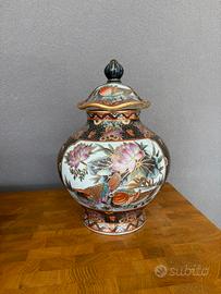 Vaso con coperchio Satsuma