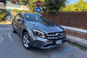 Mercedes-benz GLA 200 d Automatic 4Matic Premium