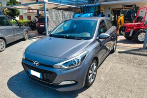HYUNDAI I20 1.1 CRDI Comfort - 2016