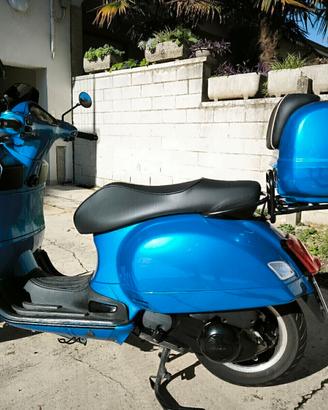 Vespa 300 GTS FULL OPTIONAL 12.000 km anno 2017