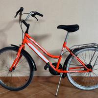 Bici 24’’ arancione - monomarcia, portapacchi