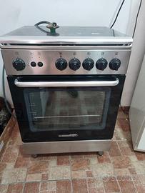 cucina a gas elettrica 