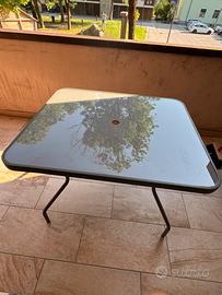 Tavolo da esterno in metallo e vetro 80x95 cm