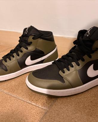 Nike Air Jordan 1 Mid TG 42.5 Originali Come Nuove