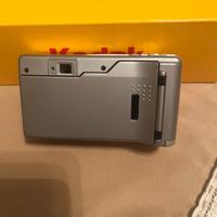 Cinepresa macchina fotografica e subacquea