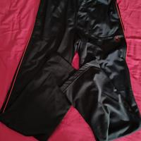 Pantaloni tuta bambino/a.