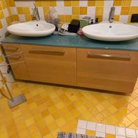 GRATIS  MOBILE BAGNO E SPECCHIO