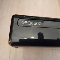 Xbox 360 Slim 250GB + Kinet - 9 giochi omaggio