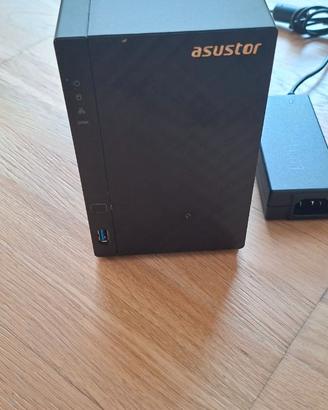 Nas Asustor as1002t v2