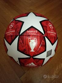 pallone Champions League Finale Madrid 