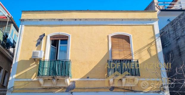 Casa Primo Piano Indipendente In Centro