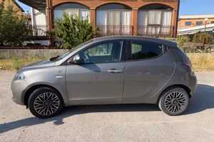 LANCIA YPSILON GPL