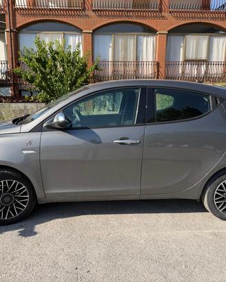 LANCIA YPSILON GPL