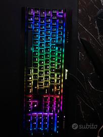 Tastiera Corsair k70 RGB Cherry MX Red